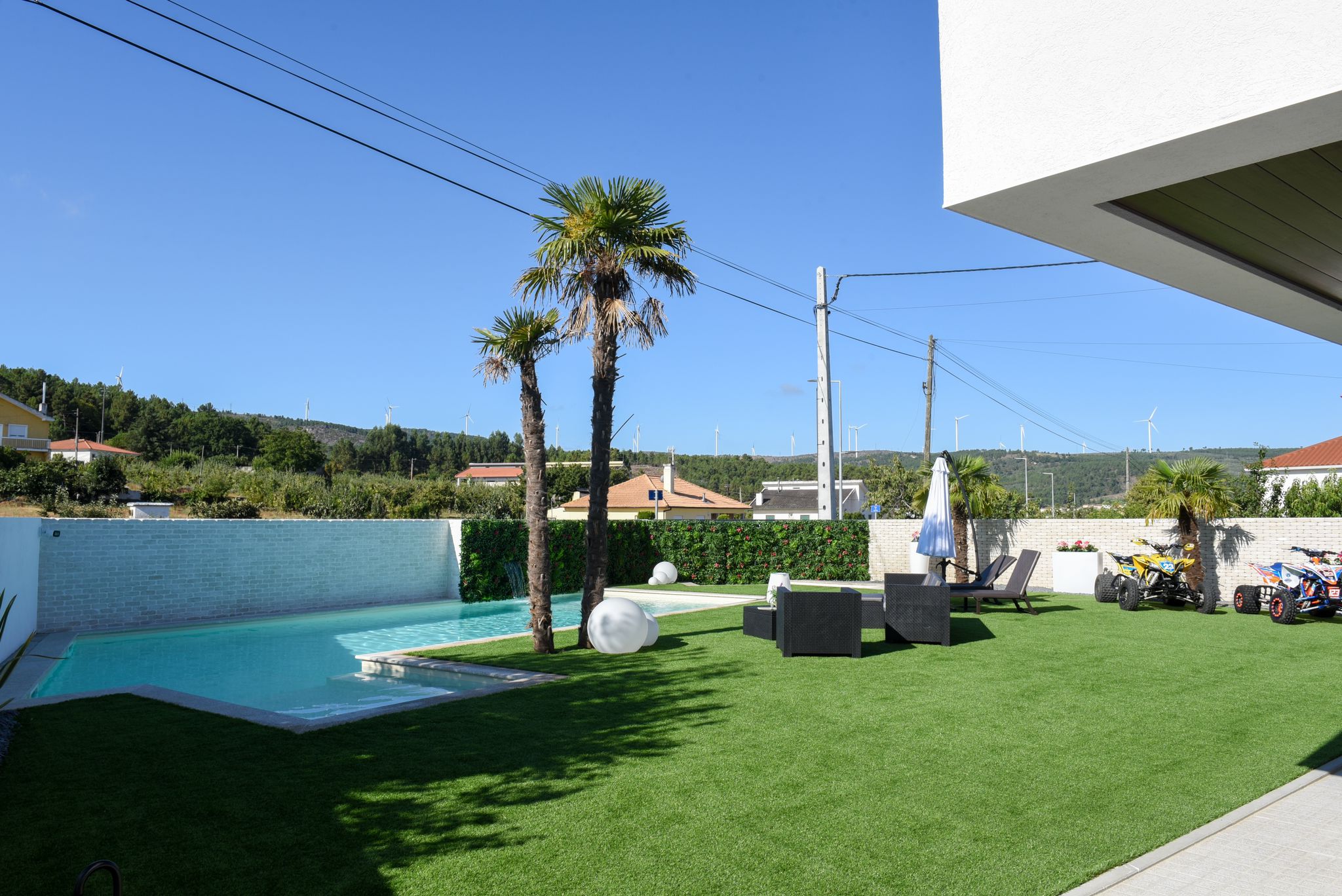 Opti Piscinas , construir piscinas de betão a medida em Fafe, Braga, Guimarães, Porto, Gaia, Espinho