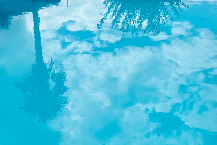 Opti Piscinas, Piscinas em betão e exterior